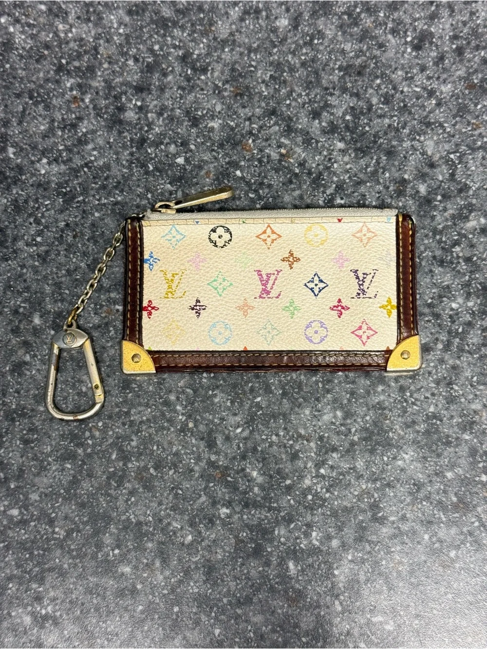 VTG Louis Vuitton X Takashi Murakami White Multicolor Key Cles Wallet M92655